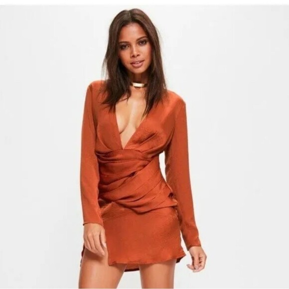 Missguided Pink Plunge Neck Silky Long Sleeve Panelled Thigh Slit Mini Dress 4 - Picture 10 of 10